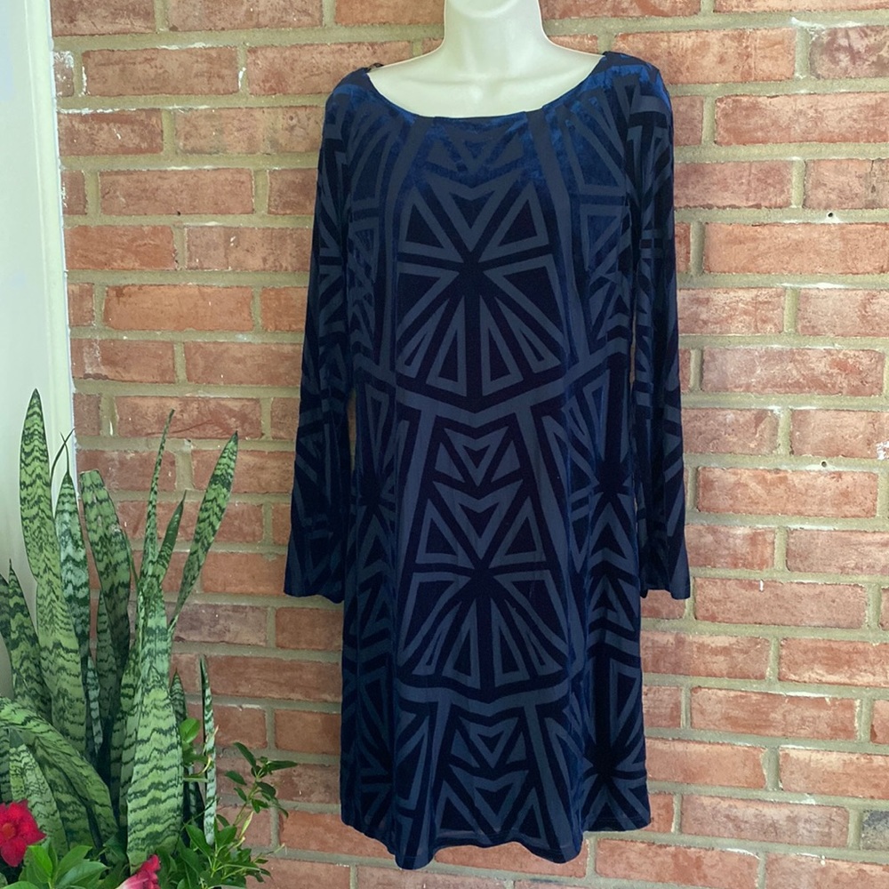 Blue Velvet Long Sleeve Vince Camuto Size 12 Dress